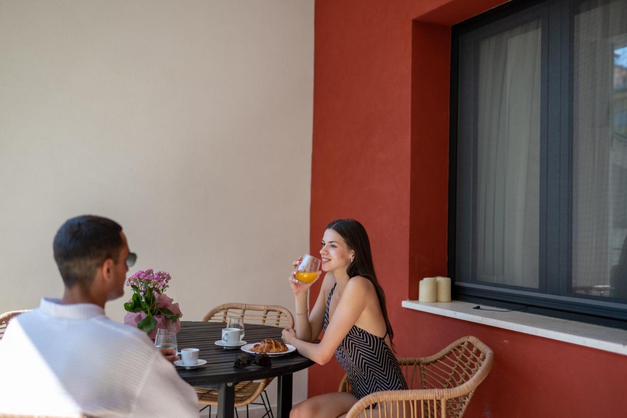 Thalias Quarters - Kalamata Mediterranean Villas Eksteriør bilde